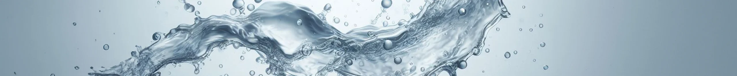 Impresa di Pulizie Antonella. Abbondante Schizzo d'acqua volante su sfondo color carta da zucchero usato come divisore fra le varie sezione del sito